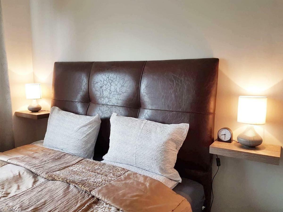 Akureyri Central Rooms エクステリア 写真