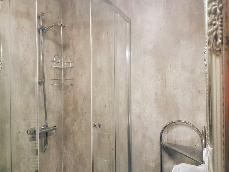 Akureyri Central Rooms エクステリア 写真