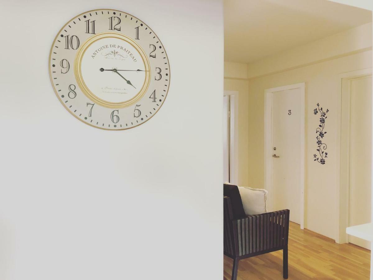 Akureyri Central Rooms エクステリア 写真